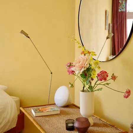 Apartamento Colorful And Beautiful In The Jordaan!