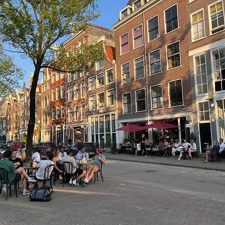 Apartamento Colorful And Beautiful In The Jordaan! *