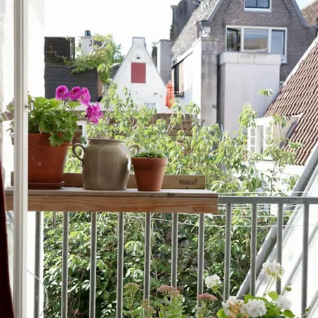 Apartamento Colorful And Beautiful In The Jordaan!